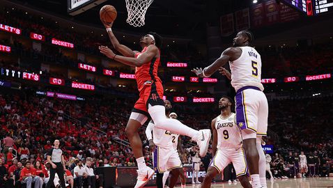 Хюстън отложи края на сезона