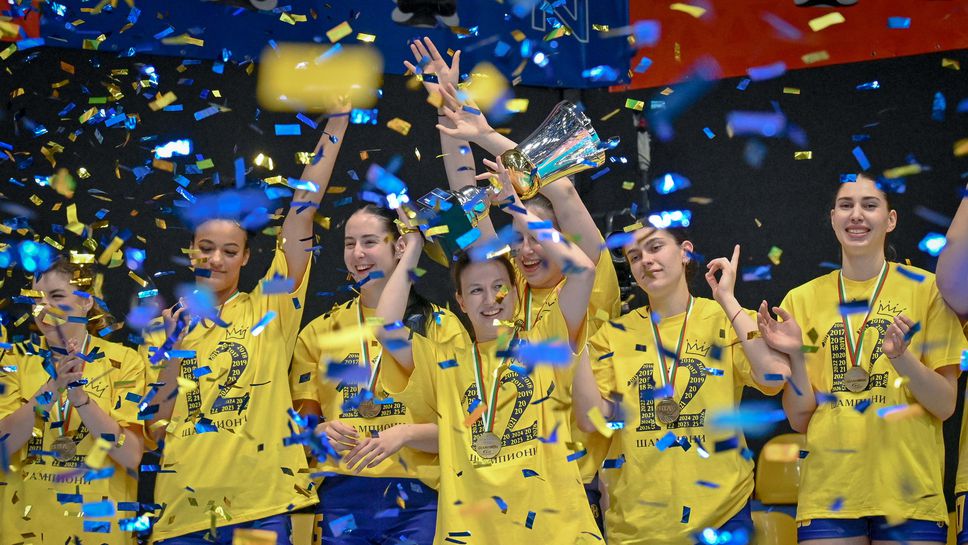 Марица с рекордна 12-а поредна титла след разгром над Левски