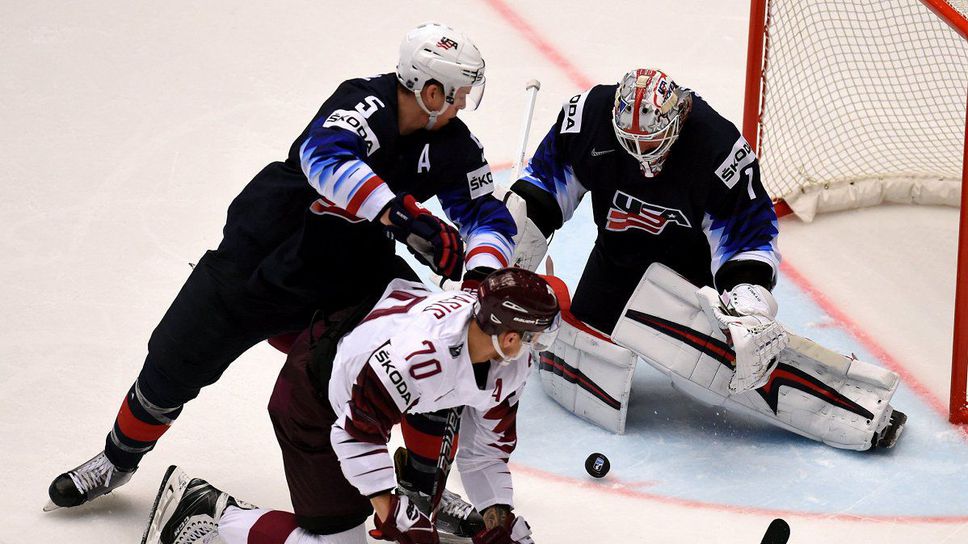 САЩ победи Латвия, а Швейцария разгроми Словакия на световното по хокей
