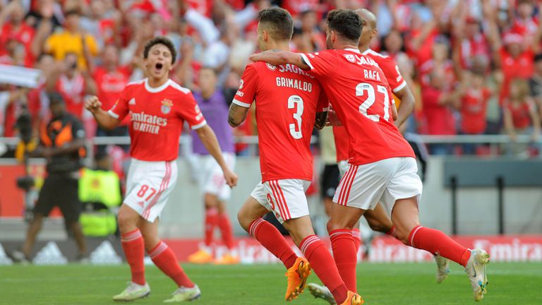 Бенфика стана шампион на Португалия за 38 и път в своята