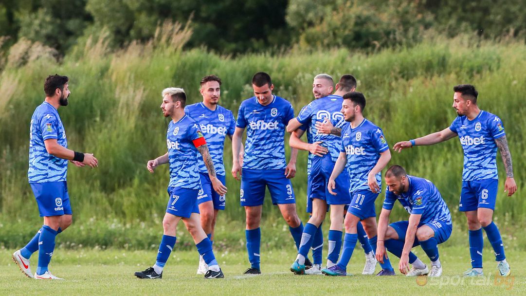 Първа тренировка за ОФК Костинброд (програмата за контролите)