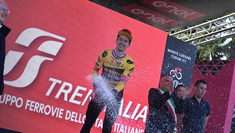 Примож Роглич спечели 20-ия етап на колоездачната обиколка на Италия