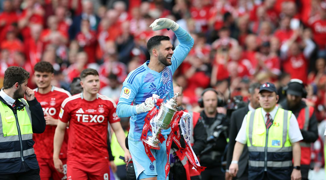 Абърдийн на Димитър Митов взима нов вратар