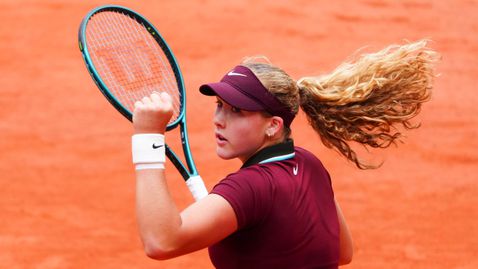  №6 в света Мира Андреева с поврат на старта на 