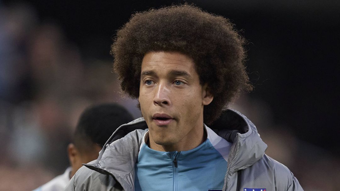 Витсел се връща в родния си клуб