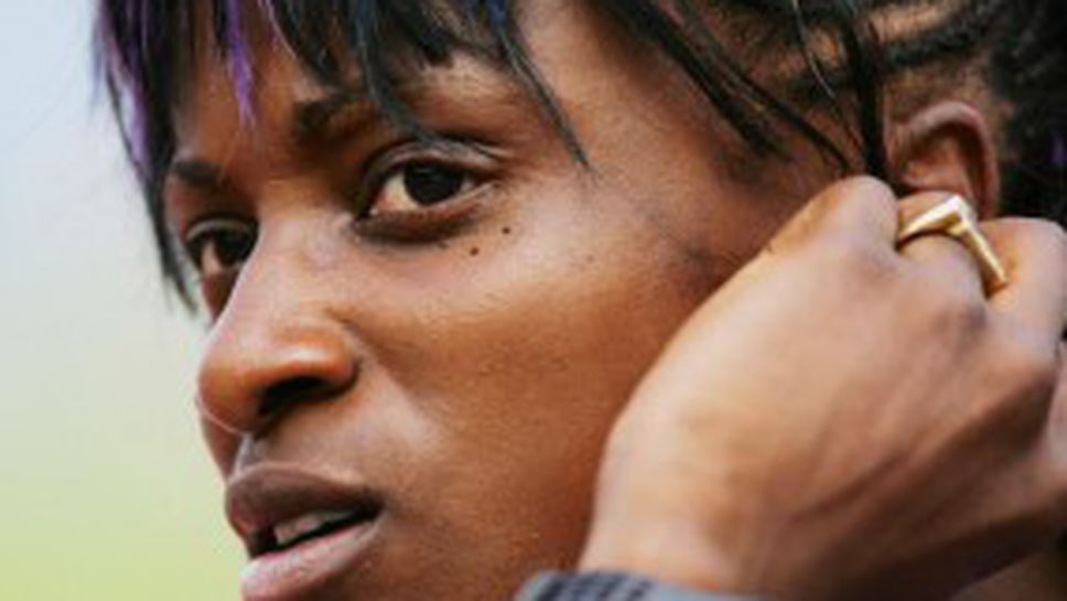 Юнис Барбер се връща на пистата на 38