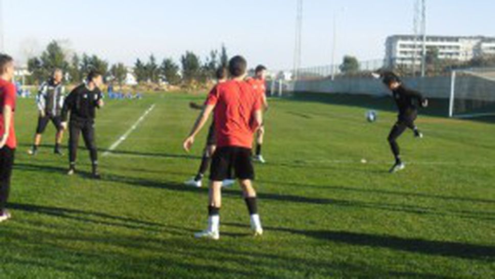 Локо (Пд) и Берое се срещат на стадион "Пловдив"