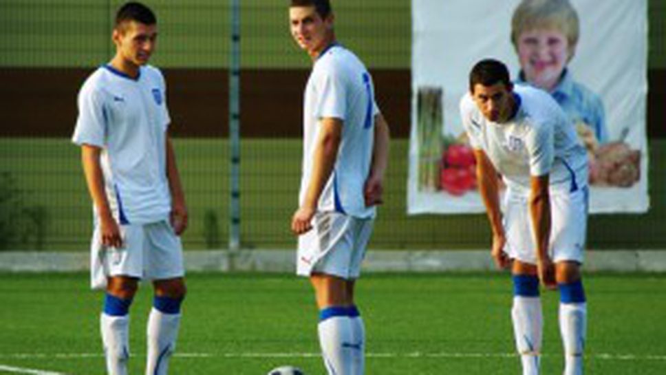 Таланти на Черноморец на проби в португалски клуб