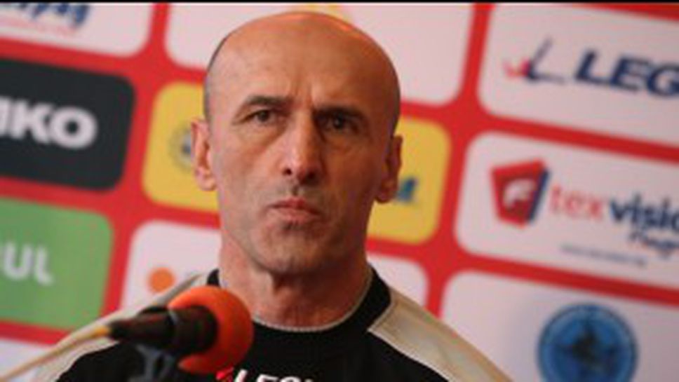 Йешич към "Господари на ефира": Маймун! (видео)