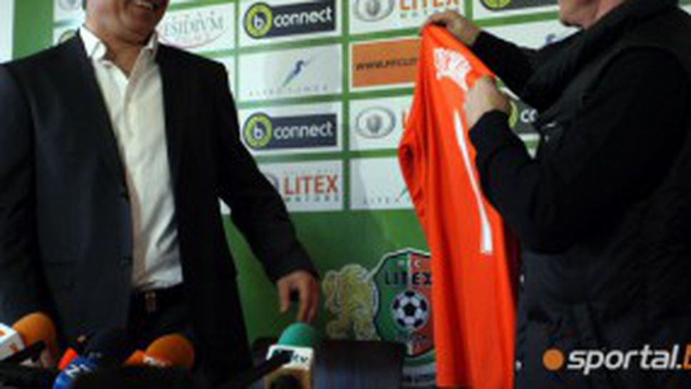 Ганчев за мача с ЦСКА: Знаете Стоичков какъв ръб е - кога ще го накараш да легне