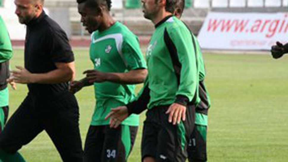 Берое загуби с шестимата на проби