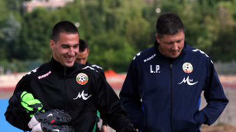 Ивелин Попов: Писна ми вече да сме на дъното (видео)