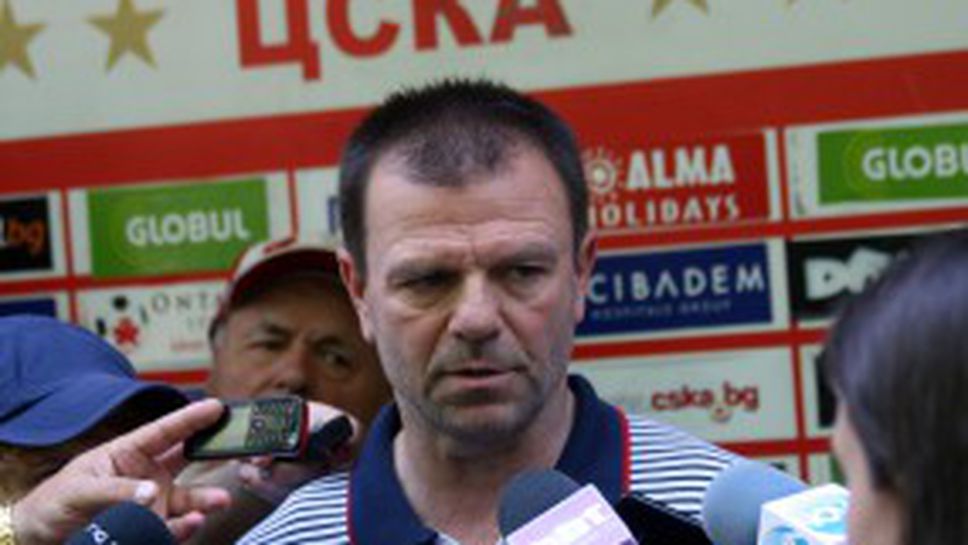 Стойчо Младенов призна: Аз и щабът ми не сме взимали заплата, откакто поехме ЦСКА