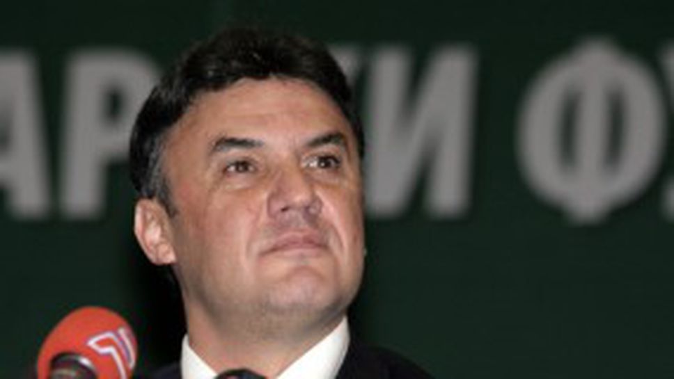 Боби поздравява феновете и отборите преди Ариана Аматьорска Лига във Варна (видео)