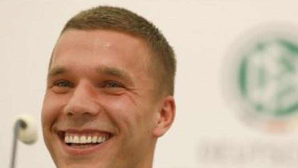 Подолски пред мач номер 100 за Германия