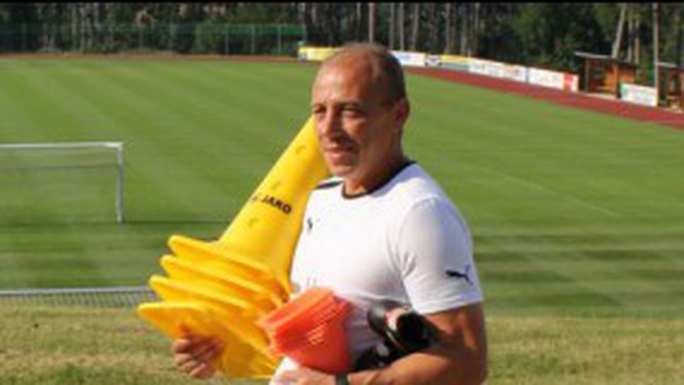 Илиан Илиев черпи сериозно за ЧРД