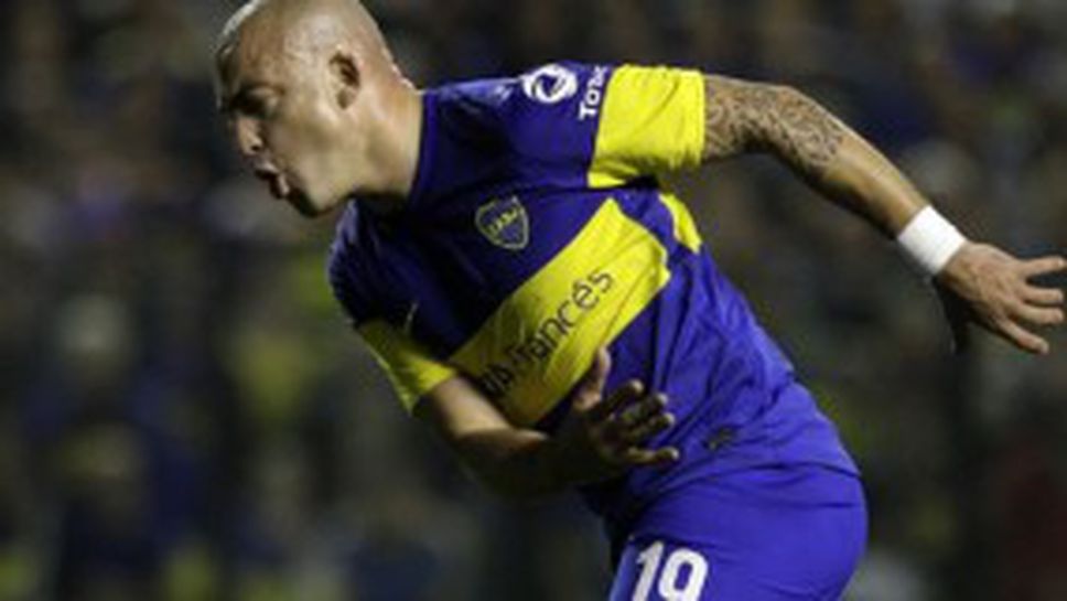 Хванаха футболист на Бока да краде (видео)