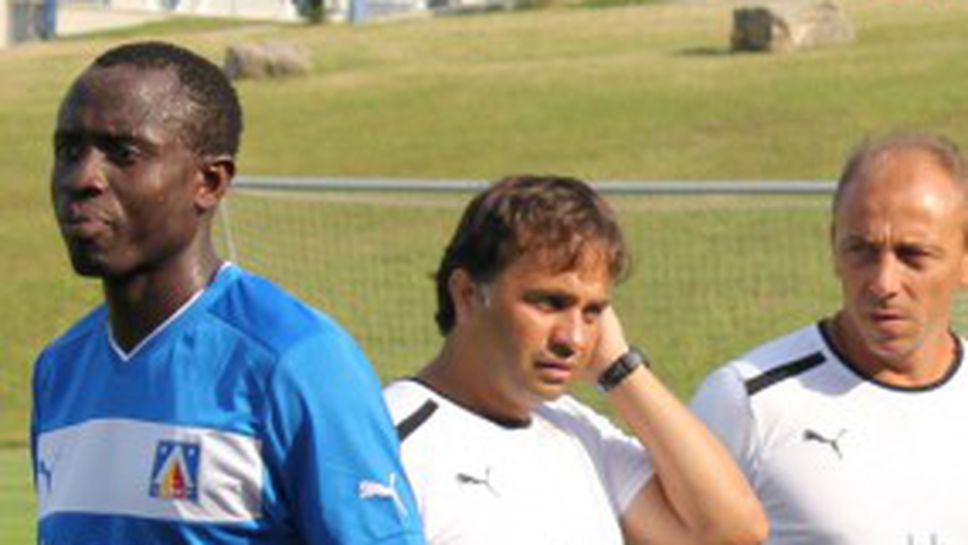 Нападател не е лукс, а необходимост за "сините"