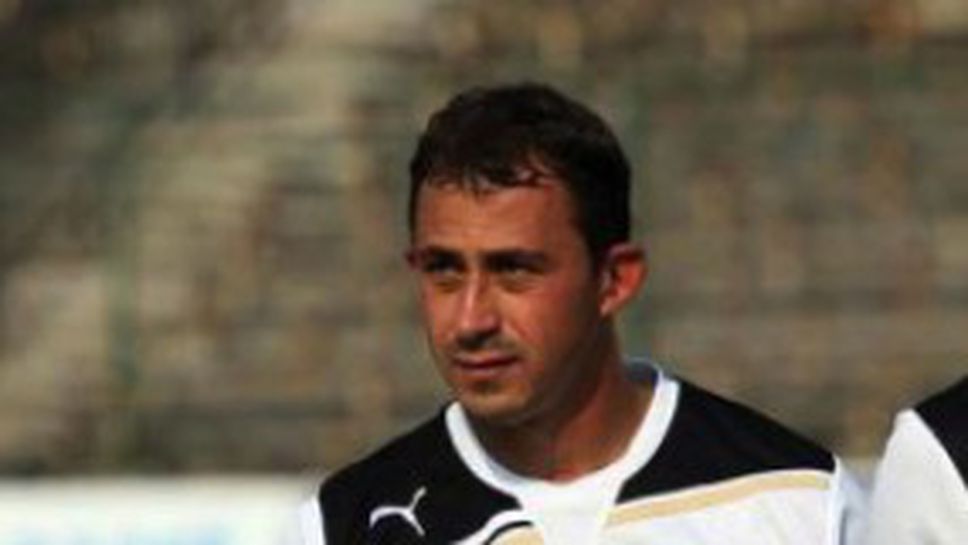 Чавдар потвърди: Подписвам със Славия