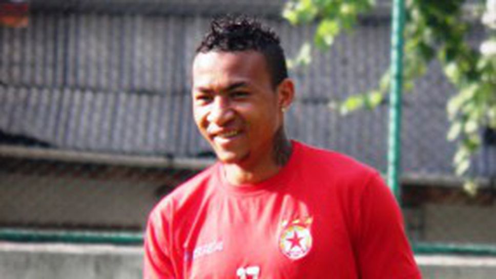 ЦСКА изпълни изискванията на БФС за Анисе