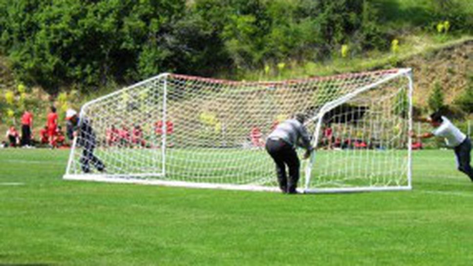 В ЦСКА се радват не на победата, а на здравето - вижте на какъв терен играха срещу Карабюк