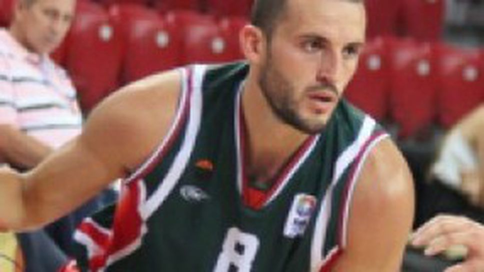 Филип Виденов пропуска мача с Украйна