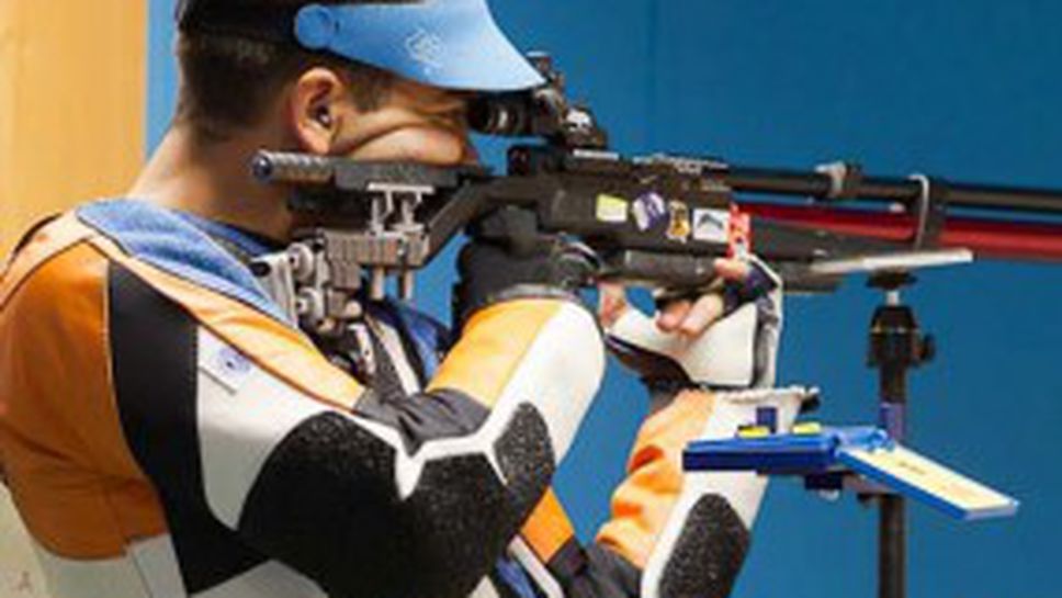 Антон Ризов остана извън финала