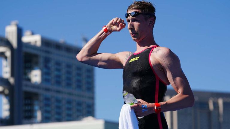 Флориан Велброк завоюва световната титла в плуването на 5 км в открити води