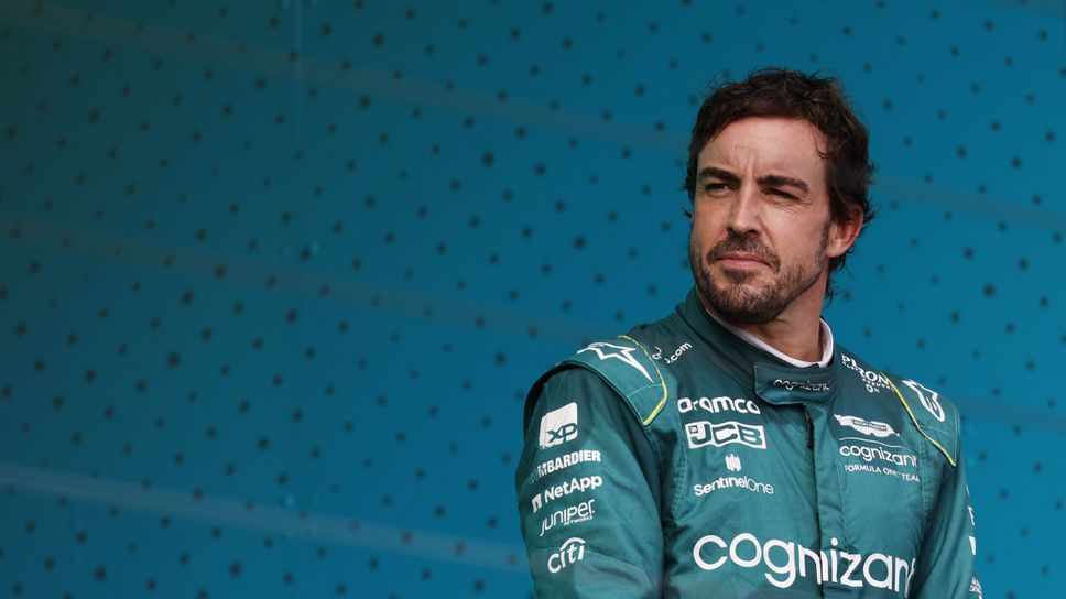 Слухове: Хорнър преговаря с Алонсо