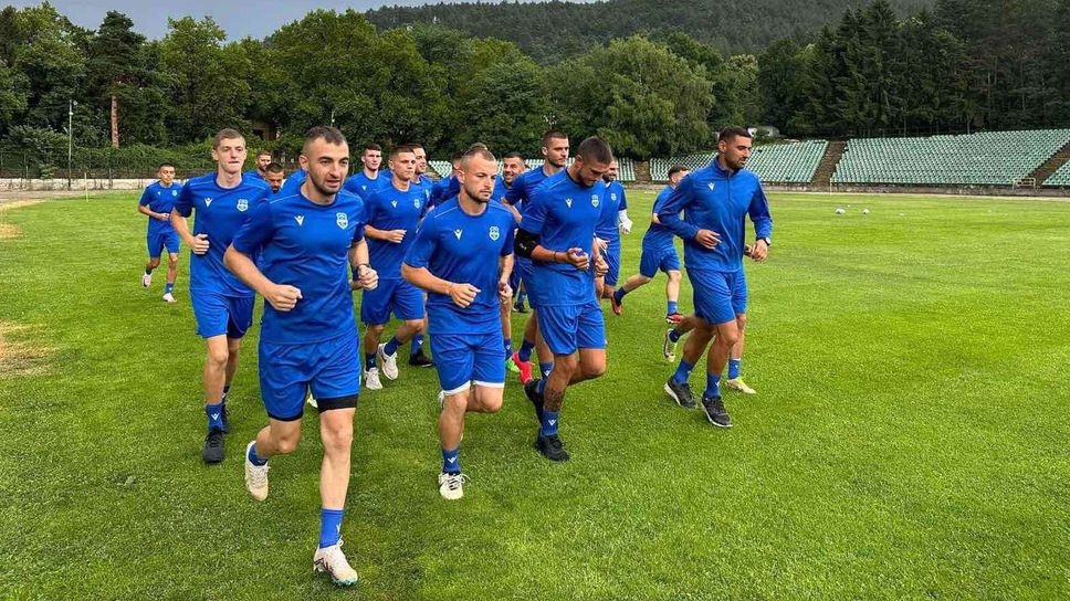 ФК Кюстендил записа труден успех с 1 0 срещу гостуващия тим