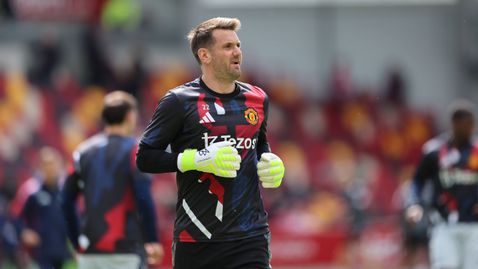  Манчестър Юнайтед преподписа с деец 