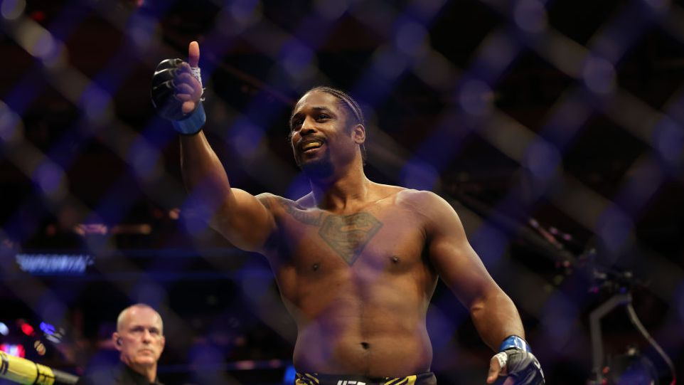 Ветерани в полутежка категория са добавени към картата на UFC 318: Порие срещу Холоуей