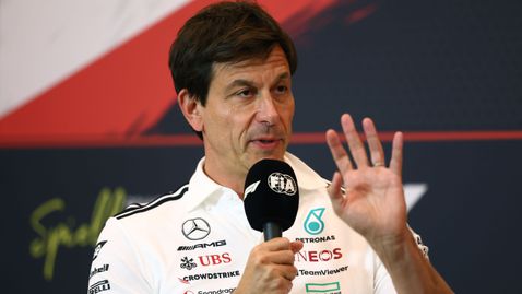 Тото Волф не отрече за преговорите с Верстапен