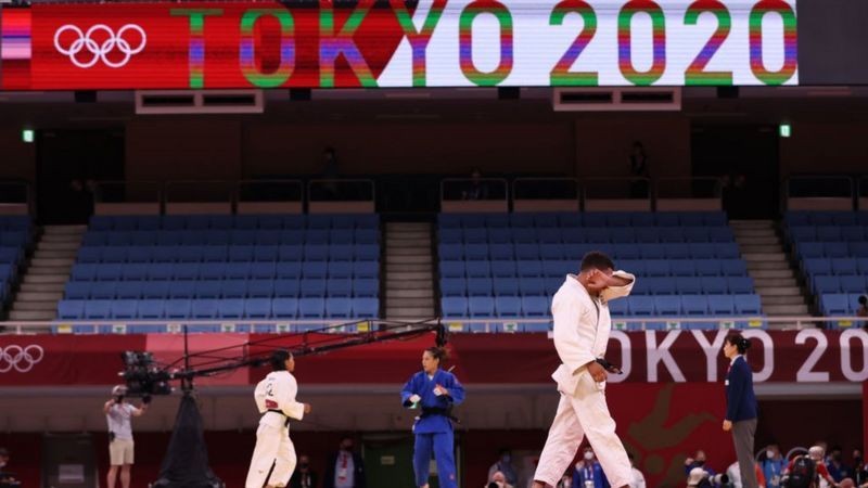 МОК се притеснява от отказите в турнира по джудо и ще налага наказания