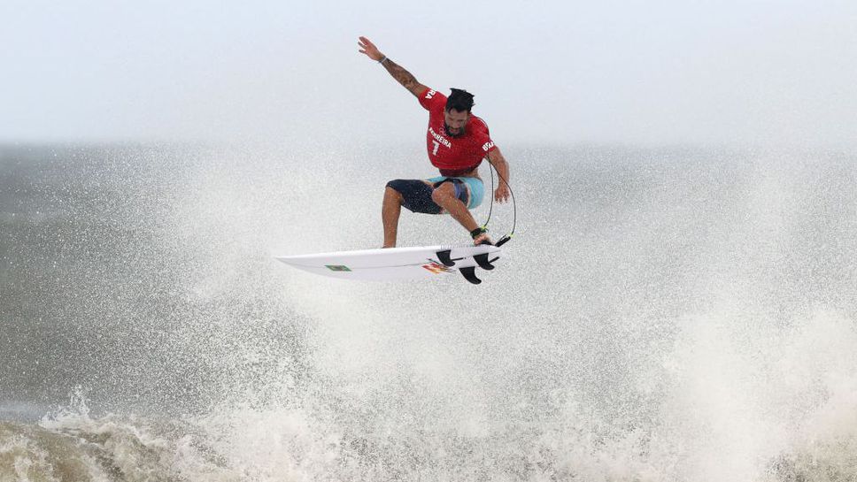 Бразилец спечели първата титла в сърфинга