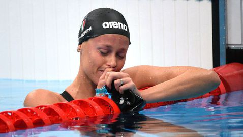 Другите финалистки са били дечица при първия медал на Пелегрини