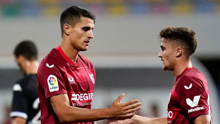 Лукас Окампос даде тон на головото шоу още в 11 тата