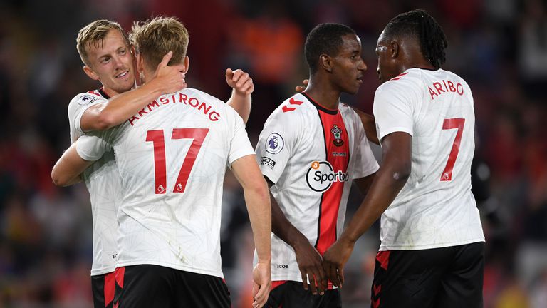 Монако поведе в 40 ата минута на мача чрез Александър Головин