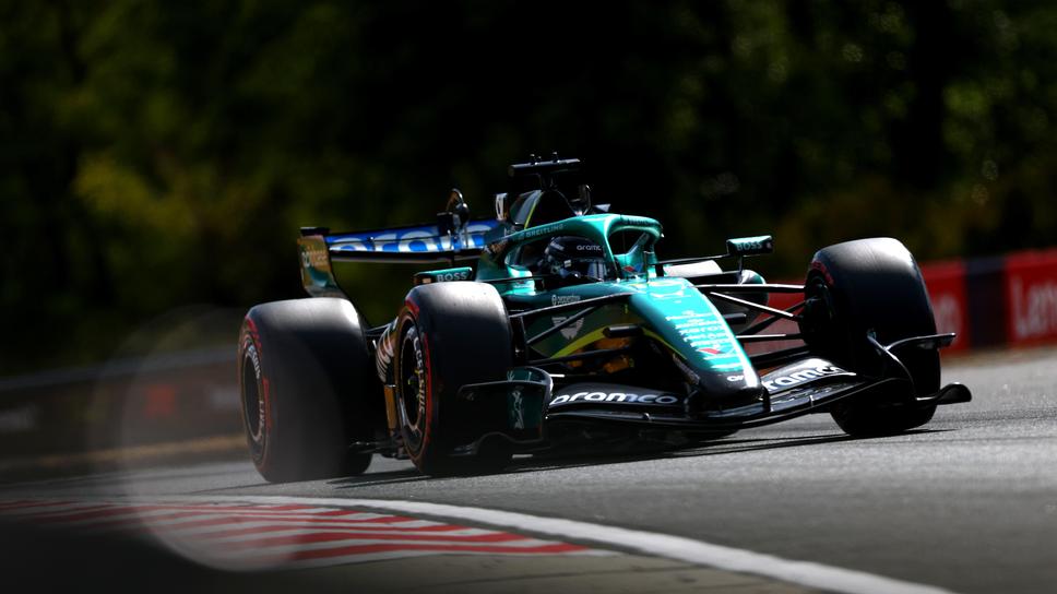 Анализатор на F1 TV с дръзка прогноза за Астън Мартин след дебюта на подобрения болид в Унгария