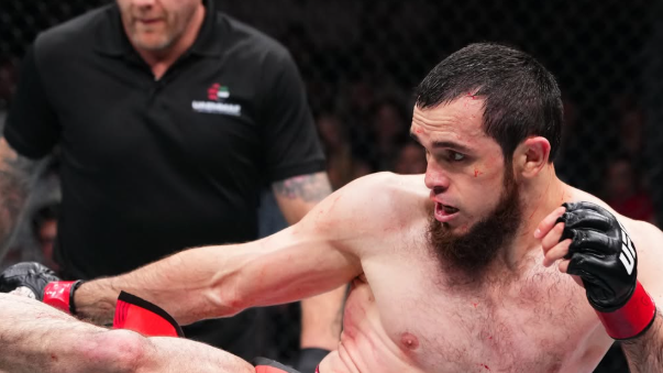 Непобеден дагестанец се прицели в Топурия след успешен дебют в UFC
