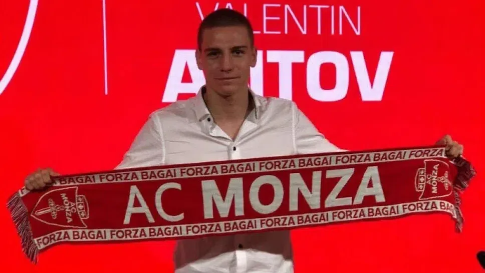 Официално: Валентин Антов вече е футболист на Монца