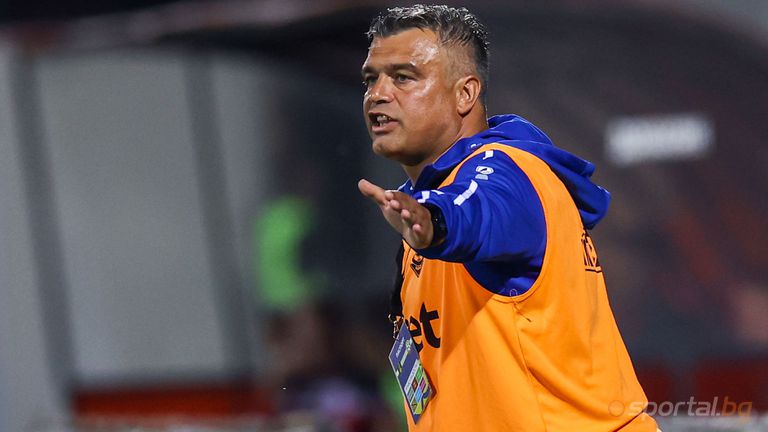 Треньорът на Спартак Варна Тодор Киселичков определи група от 18