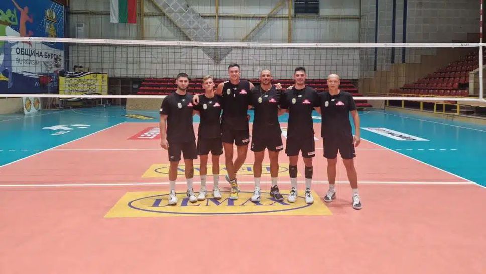 Асове и таланти на Нефтохимик се събраха за тренировки седмица преди официалния сбор