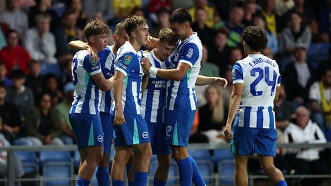  Обновен Брайтън прегази Оксфорд за 