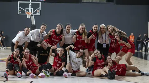 Момичетата до 16 години се разправиха с Босна и Херцеговина за място на полуфиналите