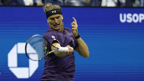 Зверев, Де Минор и Пол продължават напред в Ню Йорк