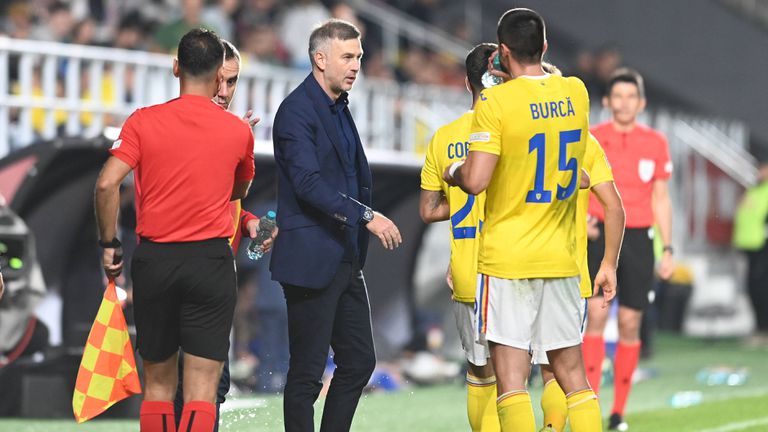 Селекционерът на румънския национален отбор Едуард Йорданеску ще запази поста