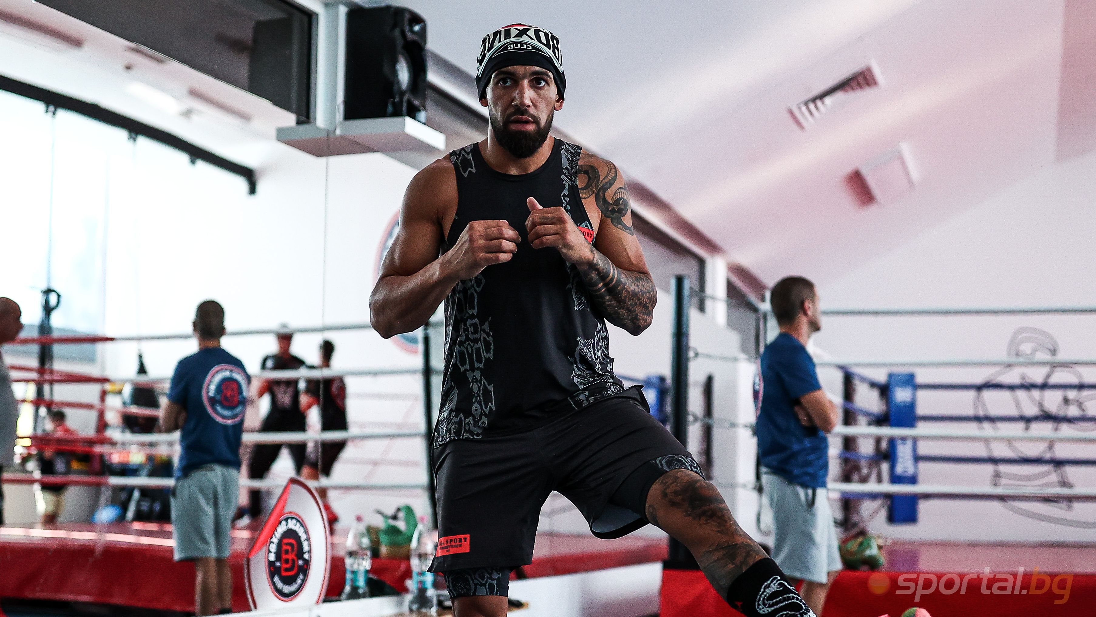 Пепелянката с рутинна победа на Max Fight 61