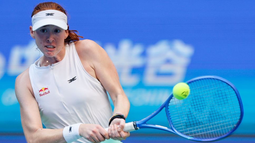 Петата поставена Мая Джойнт Австралия се класира за втория кръг