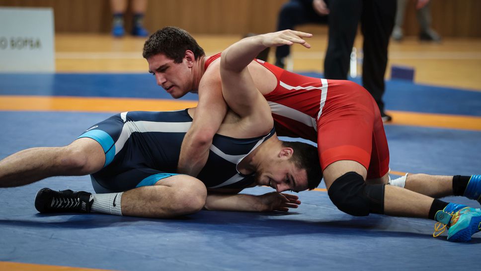 Андриан Вълканов и Ердал Галип продължават на репешаж в Нови Сад